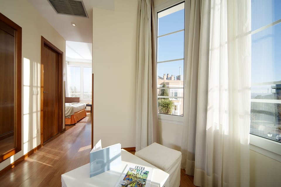 Minibar, in-room safe, desk, blackout drapes