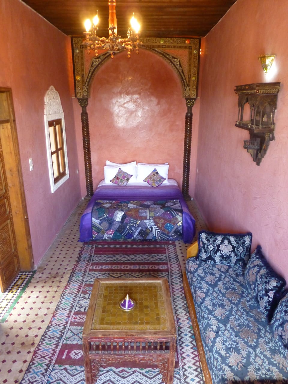 Double Room, City View | Blackout drapes, WiFi (free), individually decorated, bed sheets