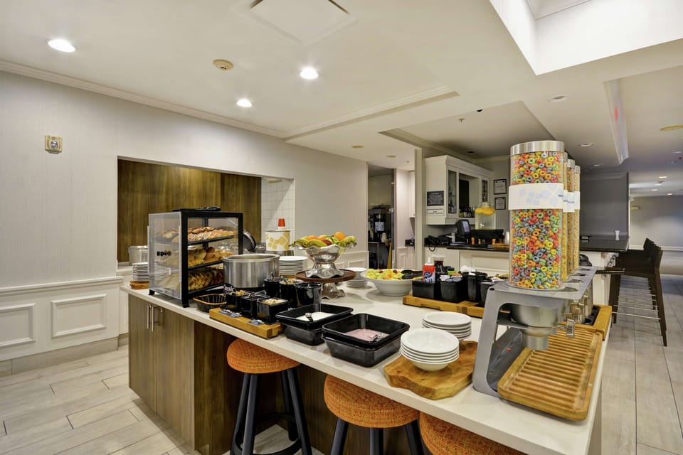 Daily cooked-to-order breakfast for a fee
