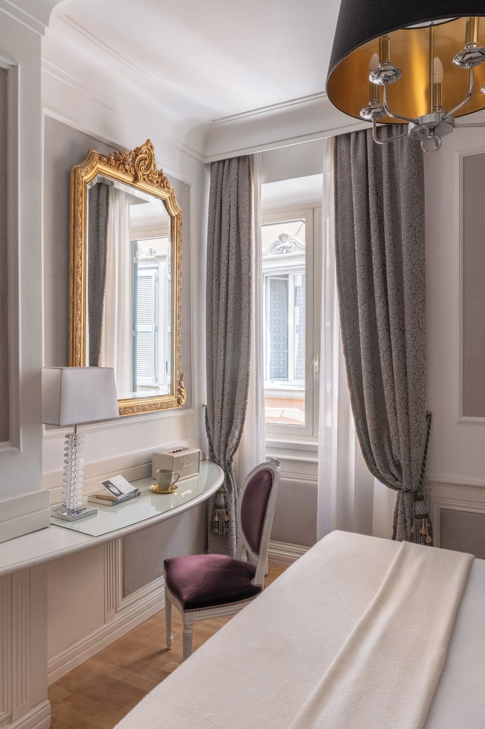 Deluxe Double or Twin Room | Premium bedding, minibar, in-room safe, desk