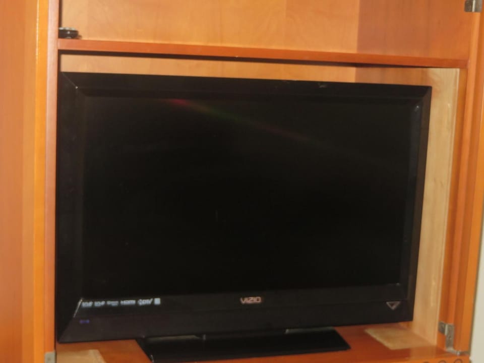 Desk, blackout drapes, iron/ironing board, free WiFi