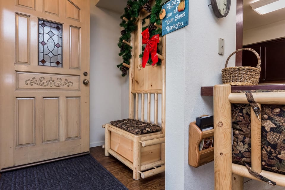 Condo, 2 Bedrooms (Snowcreek #613 Phase IV) | 1 bedroom, WiFi (free), bed sheets