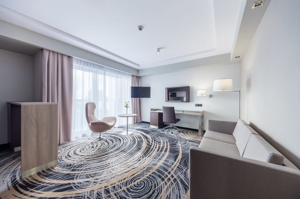 Apartment | Living area | Flat-screen TV