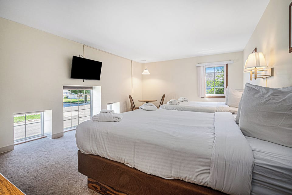 Double Room, 2 Queen Beds | Iron/ironing board, free WiFi, bed sheets