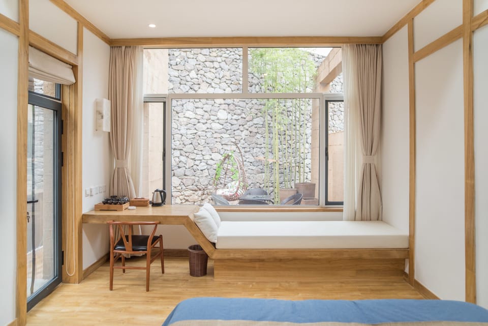 Double Room with Courtyard | Desk, blackout drapes, iron/ironing board (on request), WiFi (free)