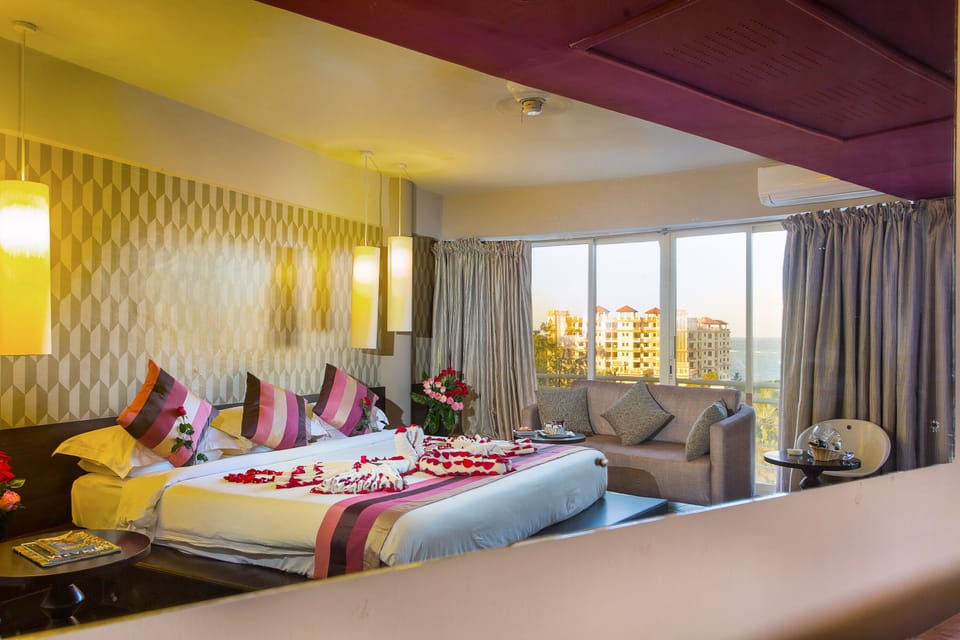 In-room safe, desk, free WiFi, bed sheets