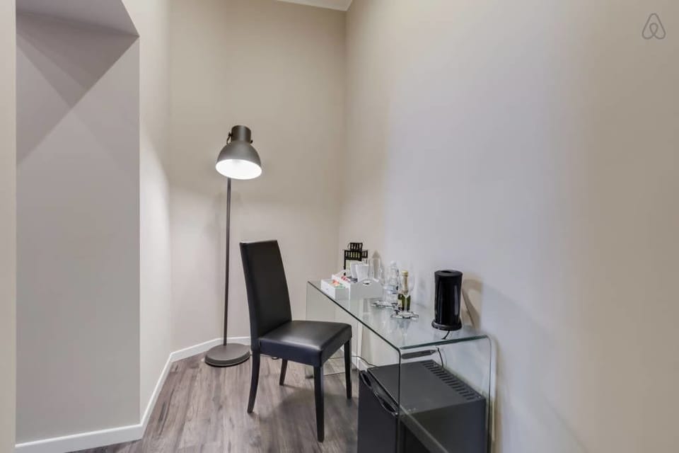 Deluxe Double Room, 1 Bedroom, City View | Room amenity