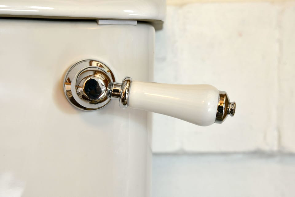 Apartment | Bathroom | Shower, free toiletries, hair dryer, towels