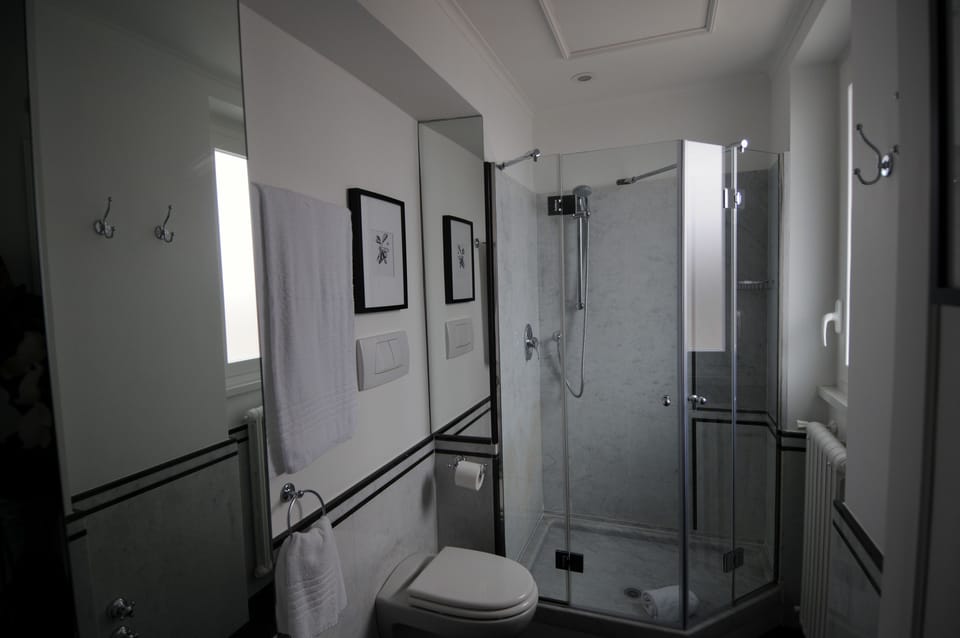 Shower, free toiletries, hair dryer, bathrobes