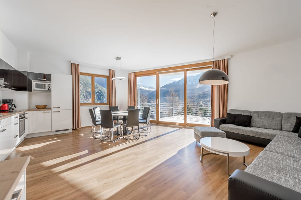 Apartment (up to 10 people , Ap. 12) | Living area | Flat-screen TV