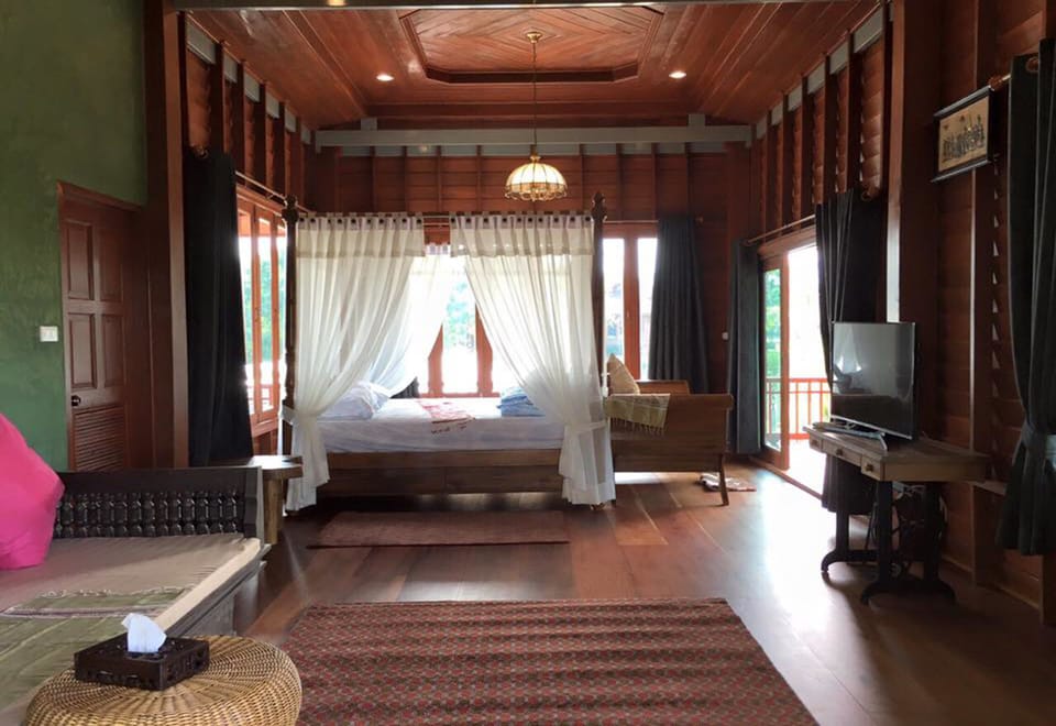 2 Bedrooms Riverside Villa | Free WiFi