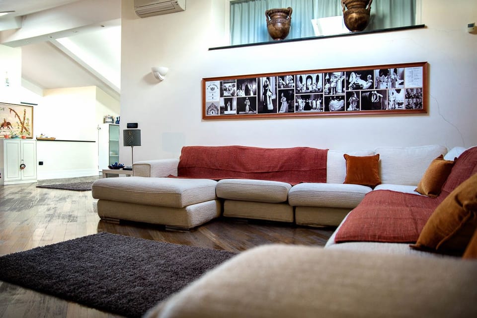 Apartment, 2 Bedrooms | Living room | Flat-screen TV