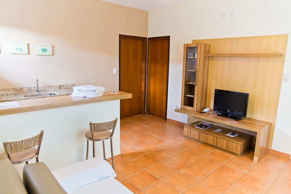 Minibar, in-room safe, individually decorated, individually furnished