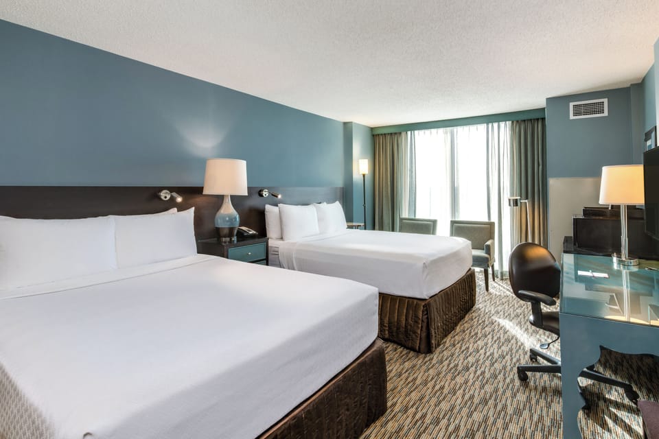 Premium bedding, in-room safe, desk, blackout drapes