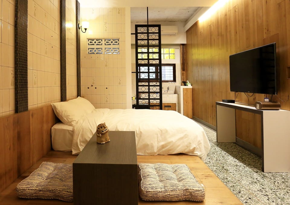 Classic Double Room | Blackout drapes, WiFi (free), bed sheets