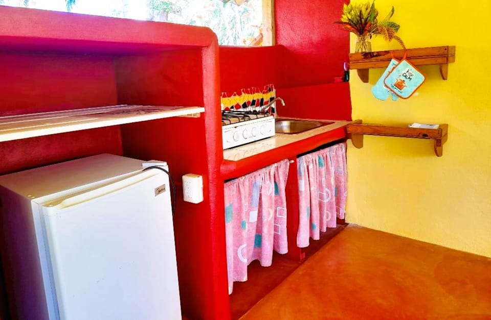 Classic Bungalow, 1 Bedroom, Patio | Private kitchen | Fridge, stovetop, cookware/dishes/utensils