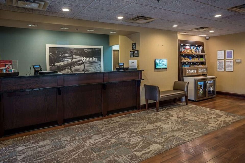 Hampton Inn Somerset Hotel in Somerset