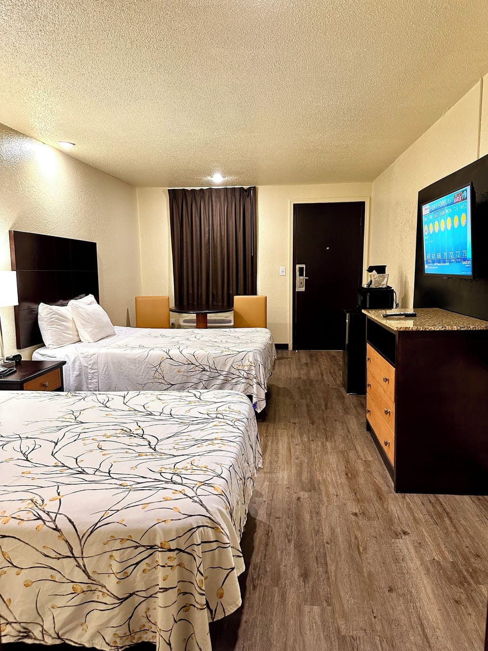 Desk, iron/ironing board, free WiFi, bed sheets