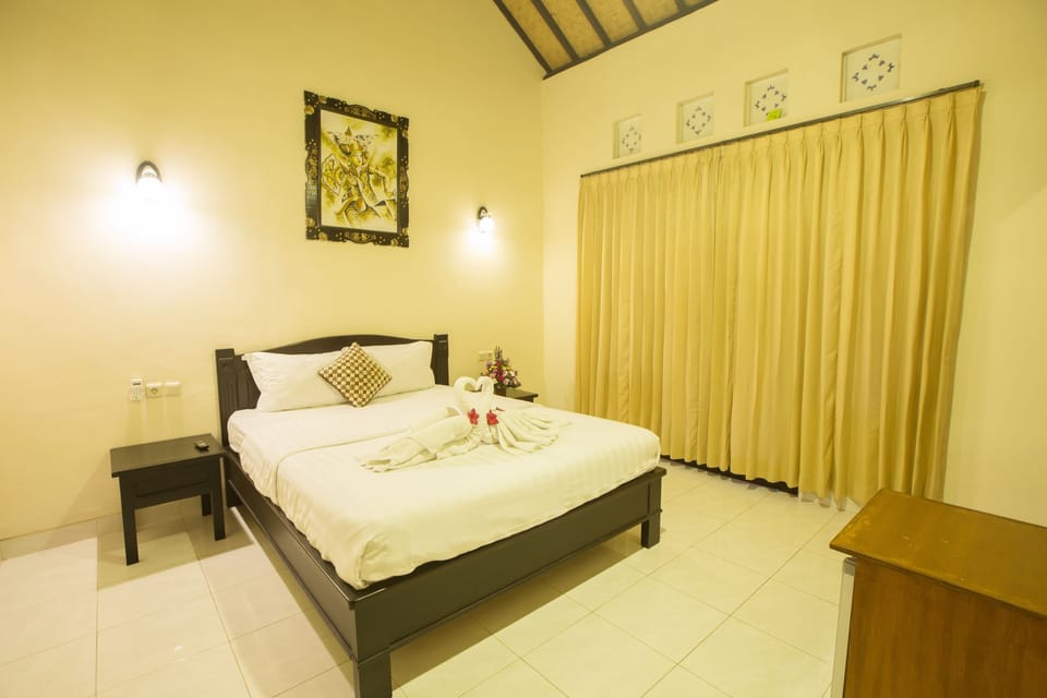 Standard Room | Desk, soundproofing, free WiFi, bed sheets