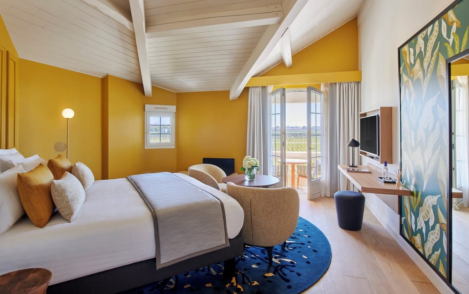 Premium bedding, minibar, in-room safe, desk
