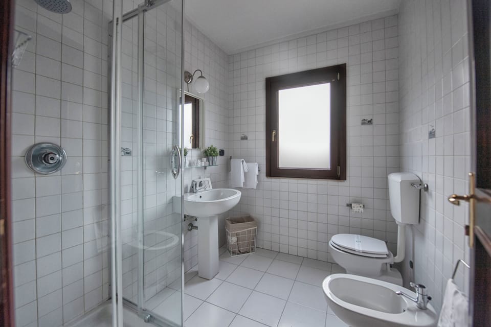 Classic Triple Room | Premium bedding, minibar, soundproofing, free WiFi