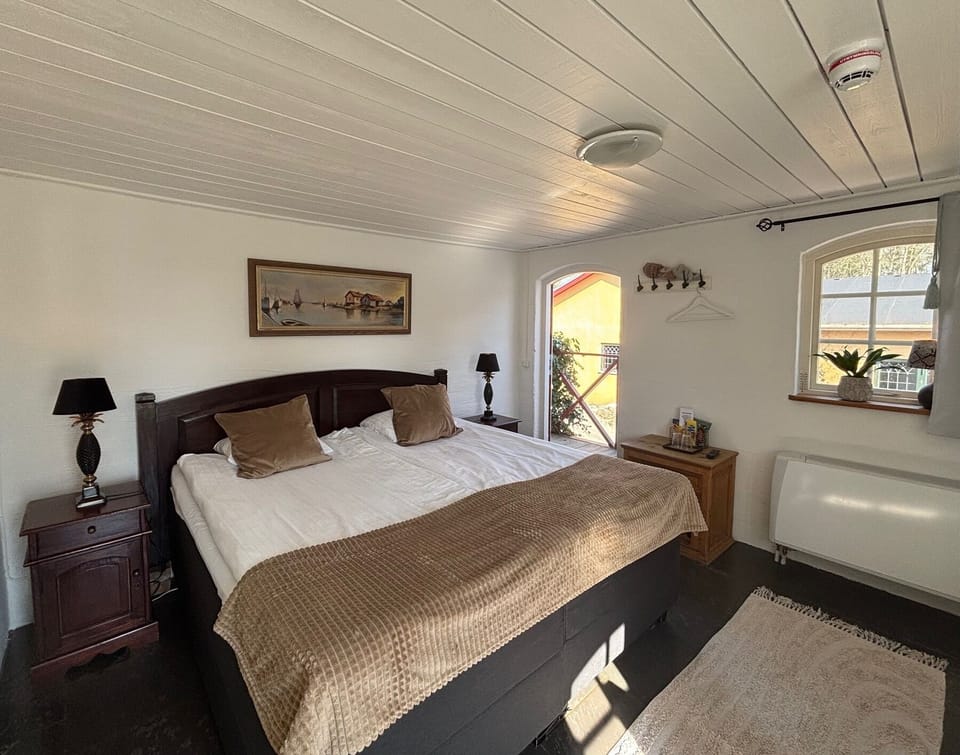 Standard Double Room | Individually decorated, individually furnished, iron/ironing board