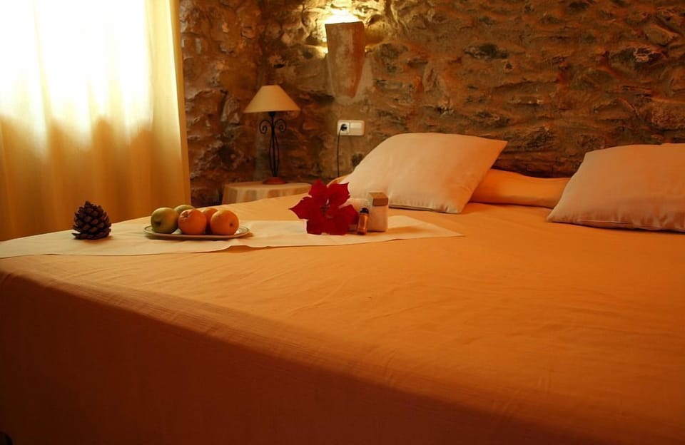 Superior Double Room | Desk, blackout drapes, soundproofing, WiFi