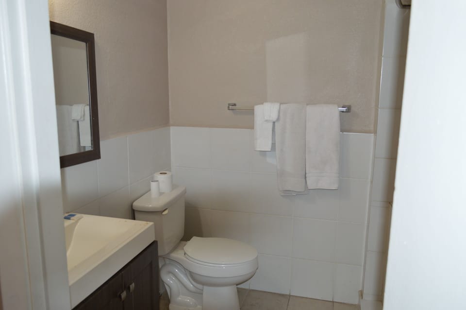 Free toiletries, towels