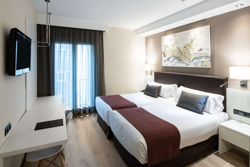 Minibar, in-room safe, desk, blackout drapes
