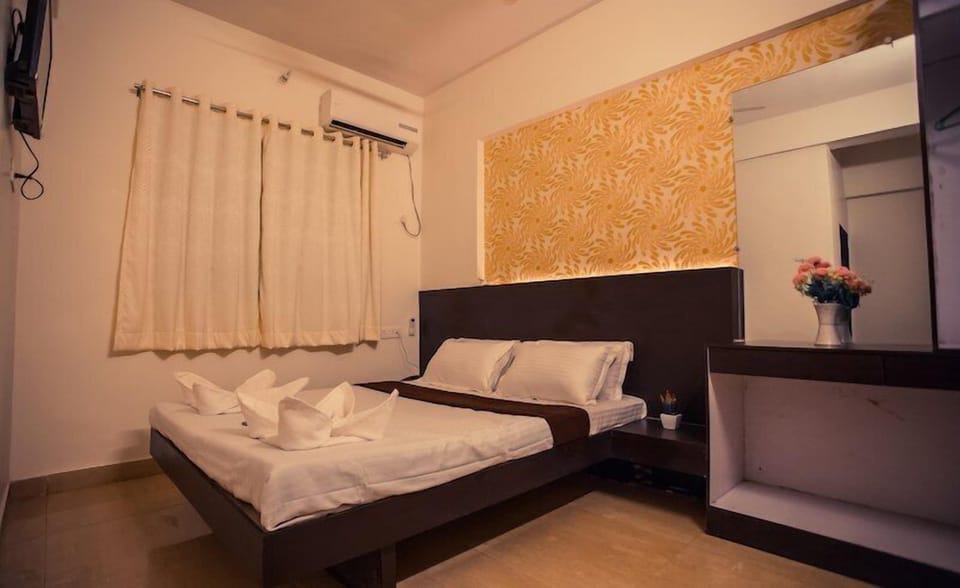 Luxury Room, 1 Bedroom | Rollaway beds, free WiFi