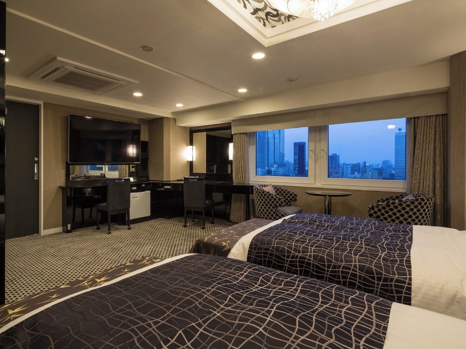 Deluxe Twin Room, 2 Bedrooms, Non Smoking | Down comforters, desk, blackout drapes, free WiFi
