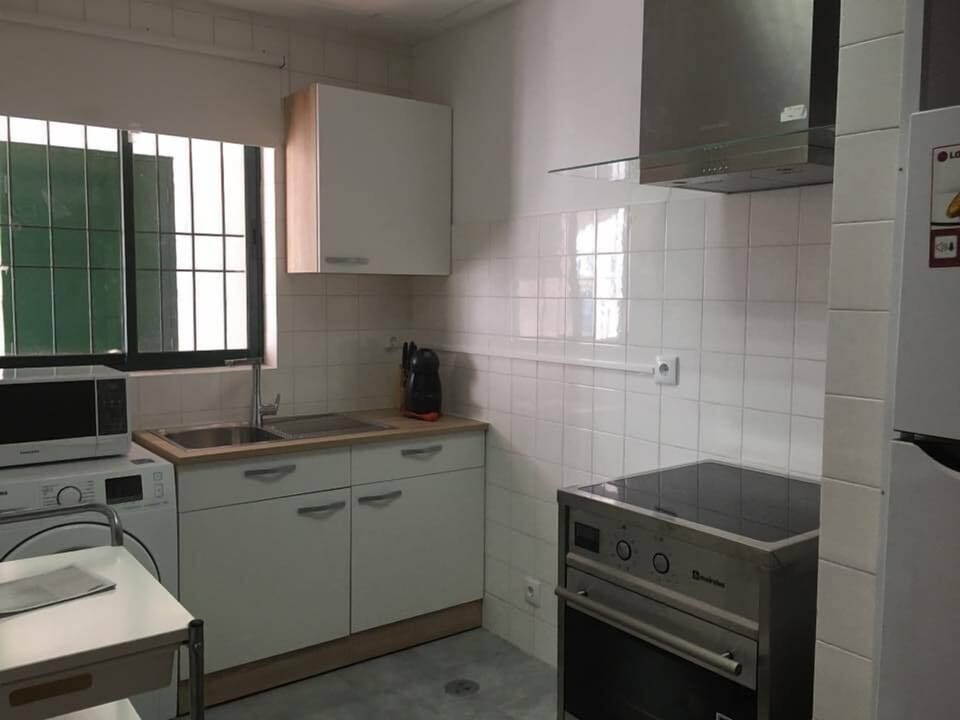 Apartment, 1 Bedroom (A) | Private kitchen | Full-size fridge, microwave, oven, stovetop