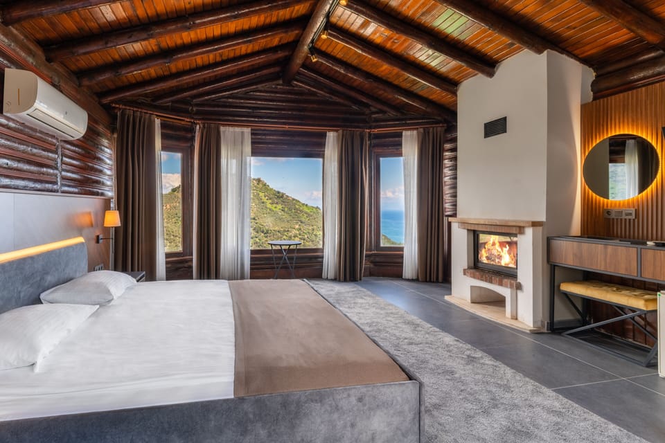 Duplex Room with Fireplace | 2 bedrooms, premium bedding, Select Comfort beds, minibar