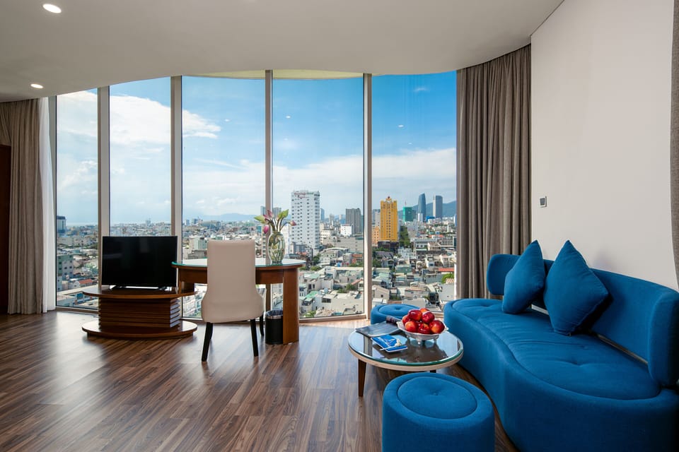 Mitisa Suite | Premium bedding, memory foam beds, minibar, in-room safe