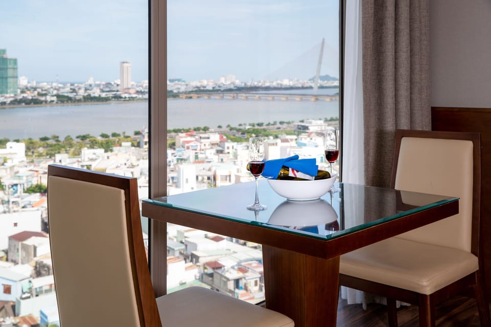 Mitisa Suite | Premium bedding, memory foam beds, minibar, in-room safe