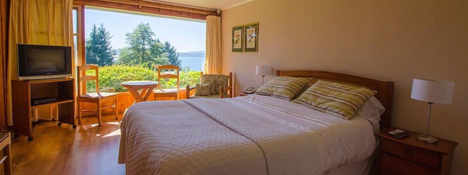 Standard Cottage, 1 Double Bed, Private Bathroom | In-room safe, desk, iron/ironing board, rollaway beds