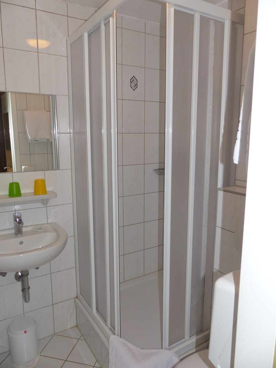 Double Room, Private Bathroom | Bathroom | Towels, soap, shampoo, toilet paper