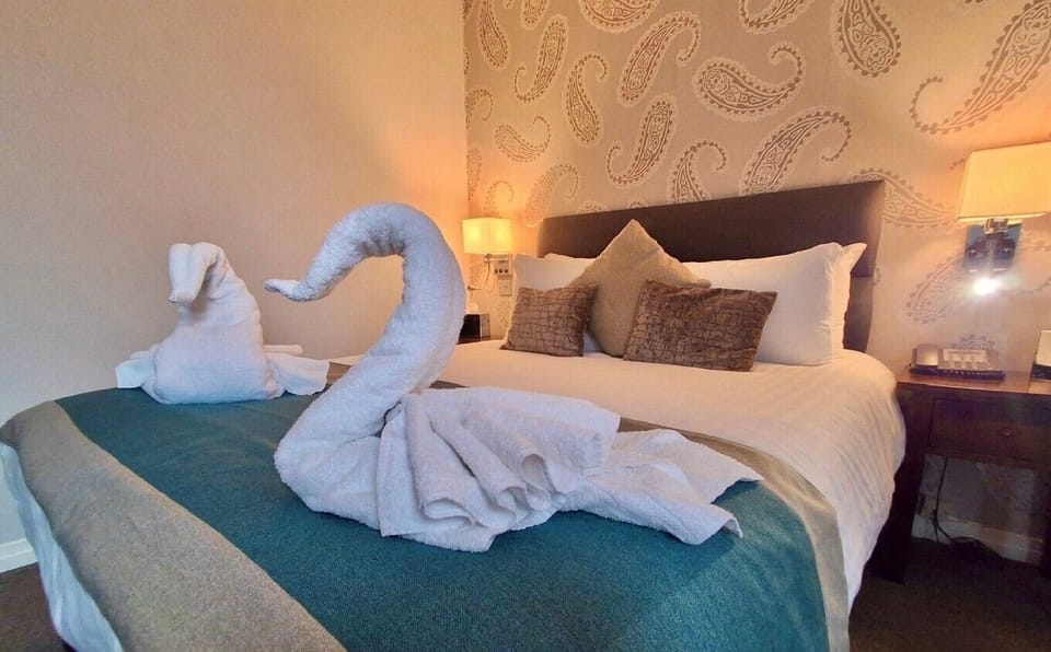 Superior Room | Desk, laptop workspace, iron/ironing board, free WiFi