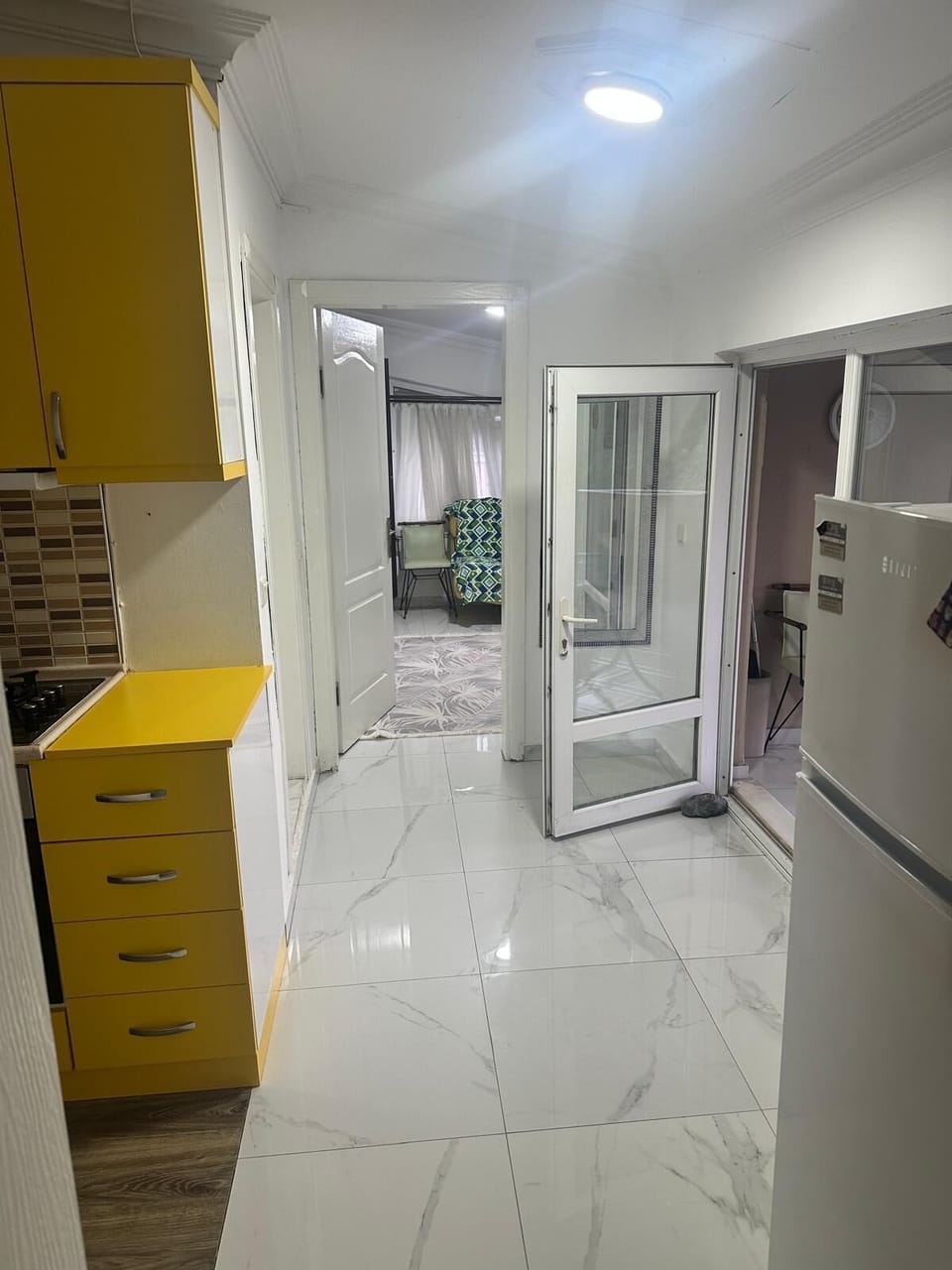 Apartment, 1 Bedroom, Terrace | Private kitchen | Full-size fridge, oven, stovetop, electric kettle