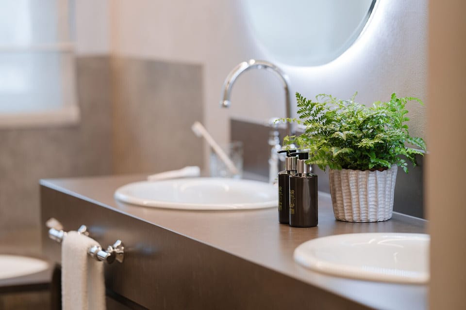 Shower, rainfall showerhead, eco-friendly toiletries, hair dryer