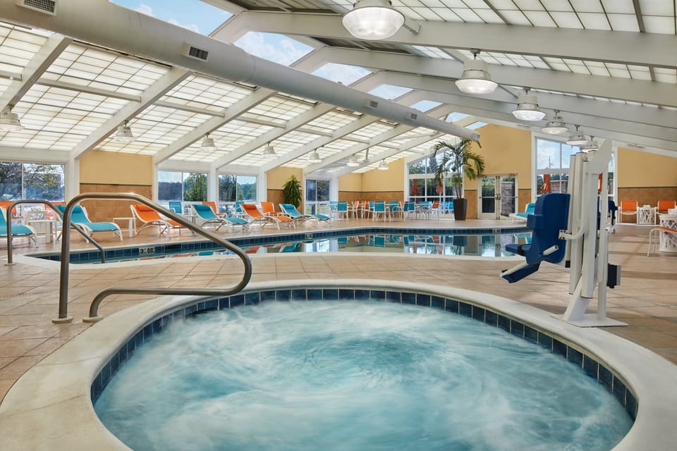 Indoor pool, open 10:00 AM to 10:00 PM, sun loungers