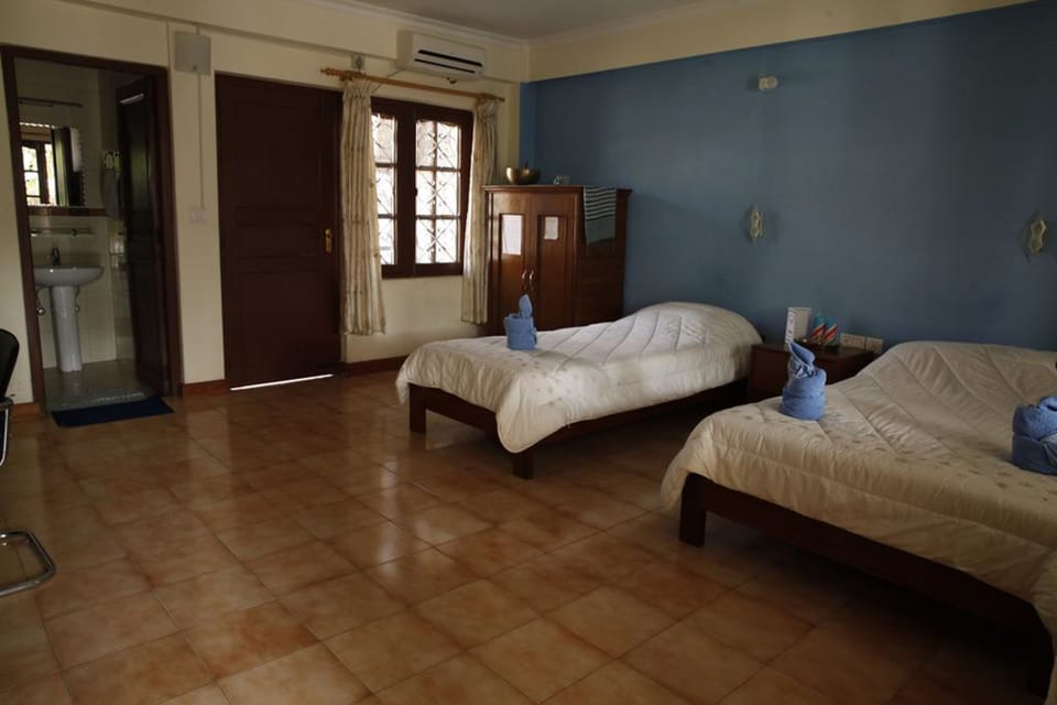 Deluxe Double or Twin Room, 2 Bedrooms, Non Smoking | Frette Italian sheets, premium bedding, in-room safe, desk