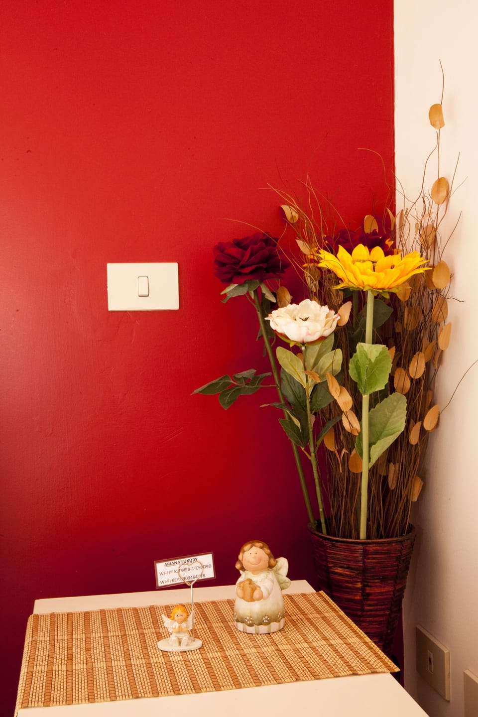 Comfort Double Room | In-room dining