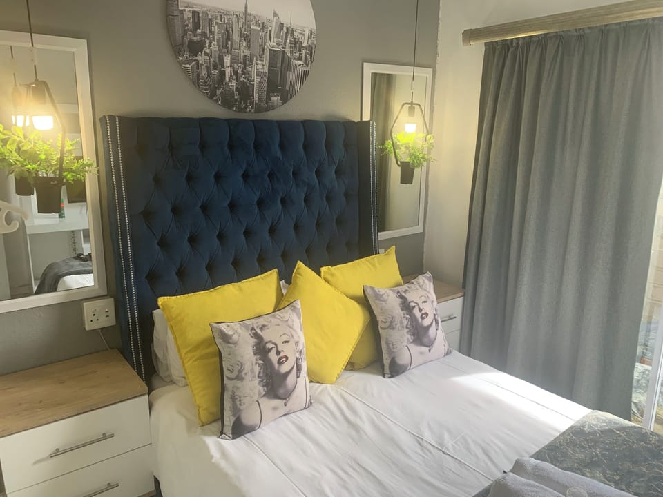 1 bedroom, blackout drapes, WiFi (free), individually decorated