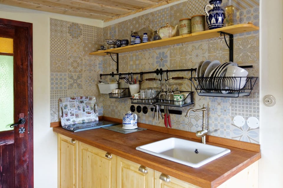 Apartment (Amedeo) | Private kitchenette | Fridge, stovetop, coffee/tea maker, electric kettle