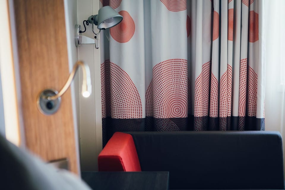 In-room safe, desk, iron/ironing board, free WiFi