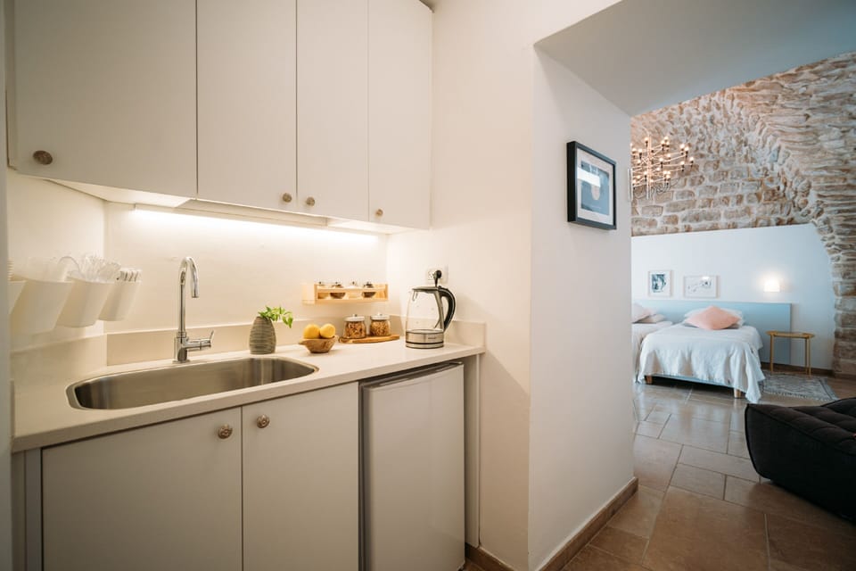 Superior Suite, 1 Bedroom, Private Bathroom, Garden Area | 1 bedroom, premium bedding, desk, blackout drapes