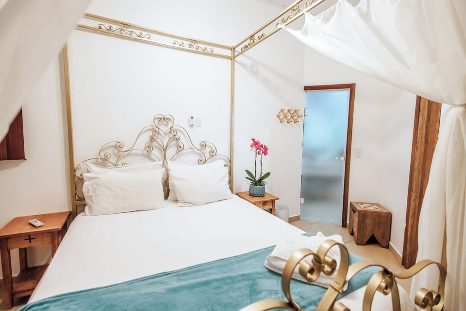 Exclusive Room | Minibar, travel crib, free WiFi, bed sheets