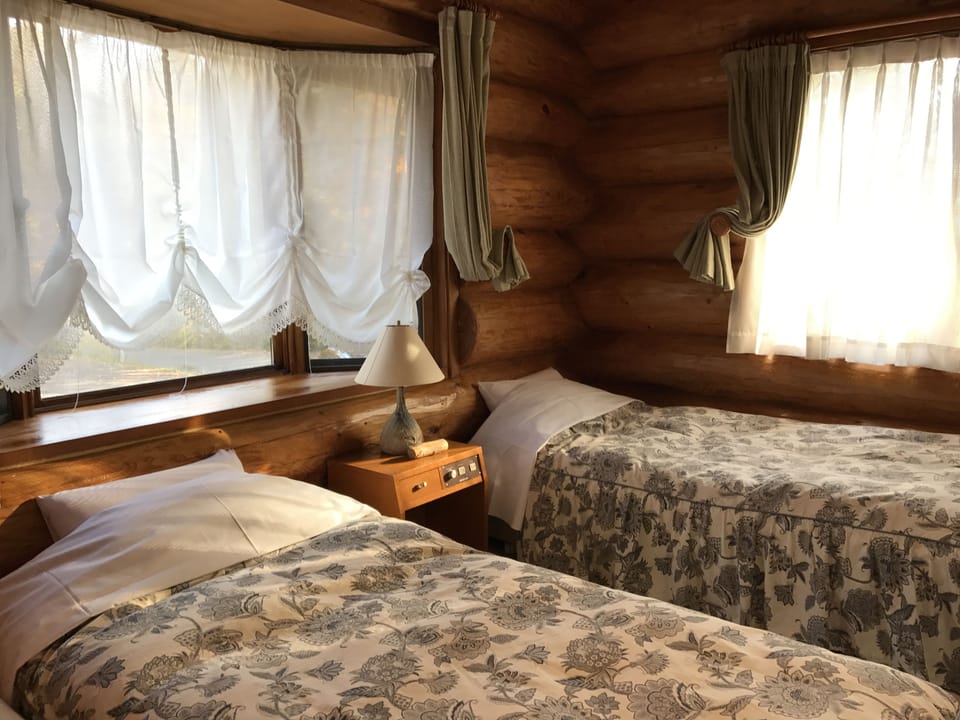 Blackout drapes, soundproofing, free WiFi, bed sheets