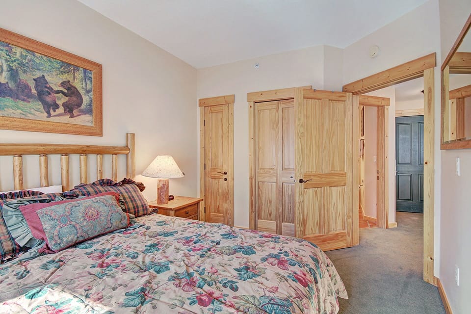 Condo, 1 Bedroom | 1 bedroom, desk, laptop workspace, iron/ironing board